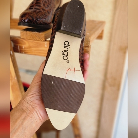 Dingo Vintage Brown Patent Leather Embossed Ankle Boot‎ - Picture 7 of 7